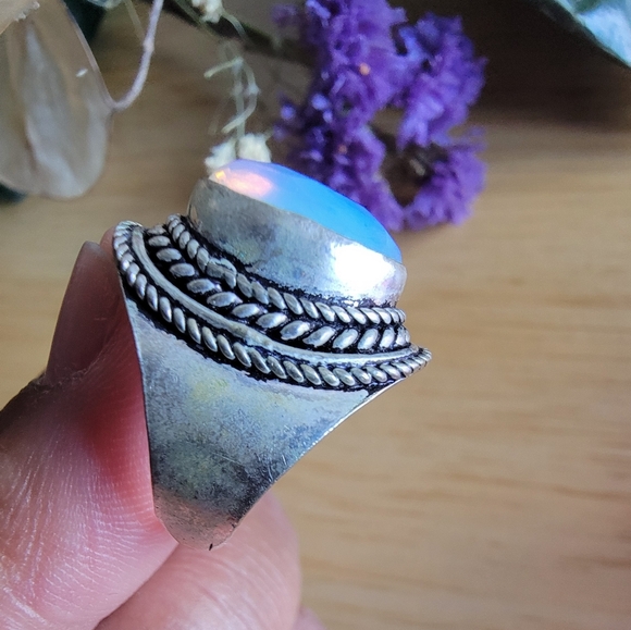 Vintage 925 Moonstone Ring. Size 6.5 - Picture 2 of 7